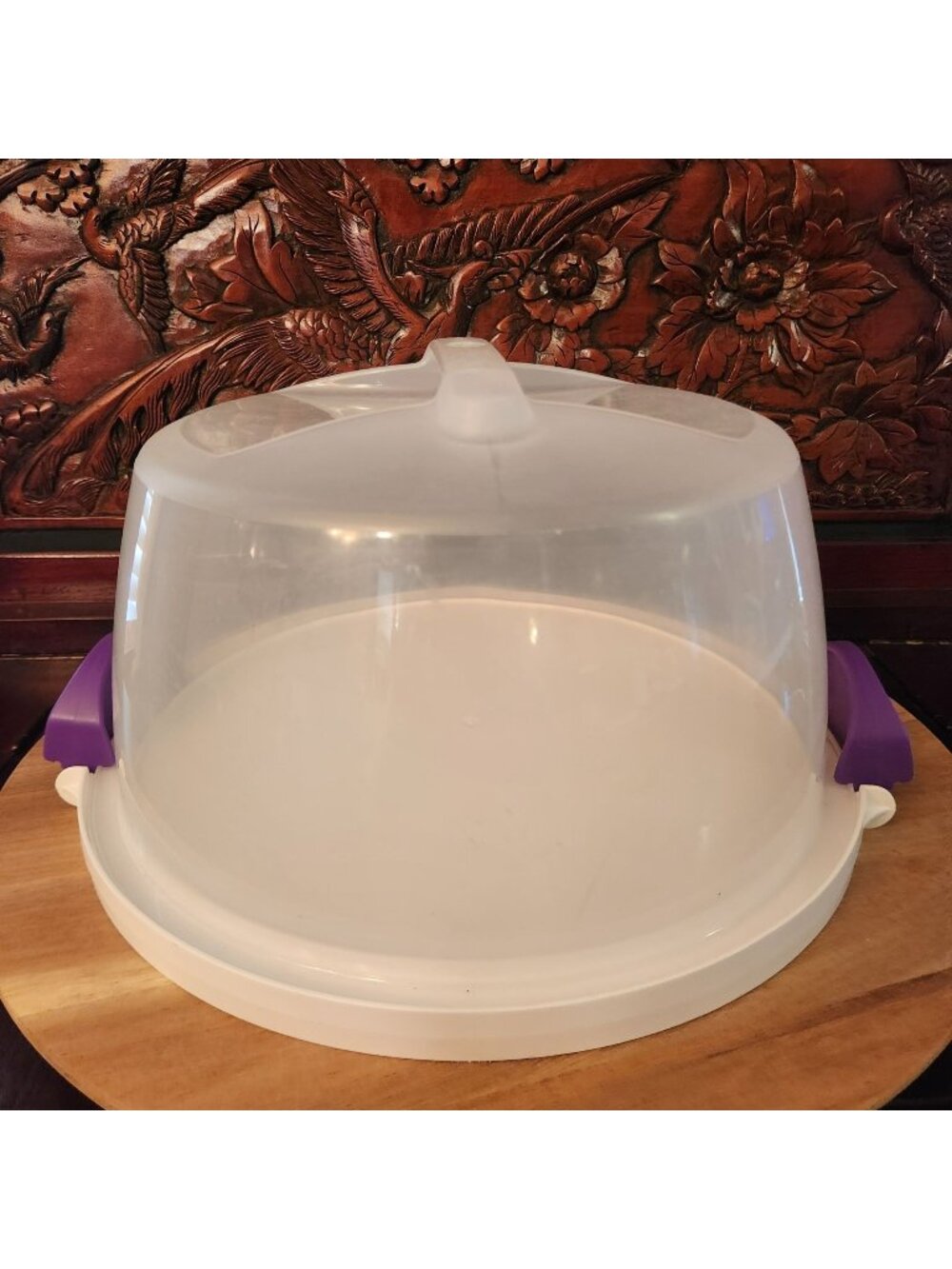 Round Cake and Cupcake Carrier Reversible Base Secure Latch System